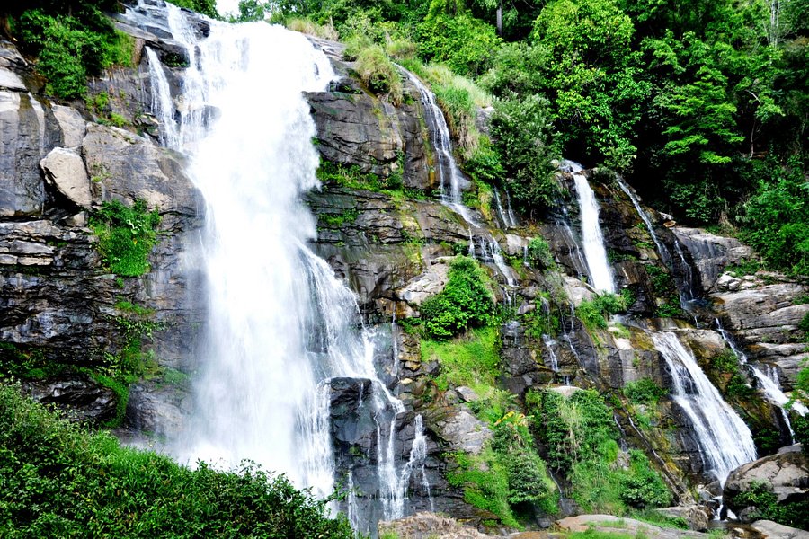 Wachirathan Falls image