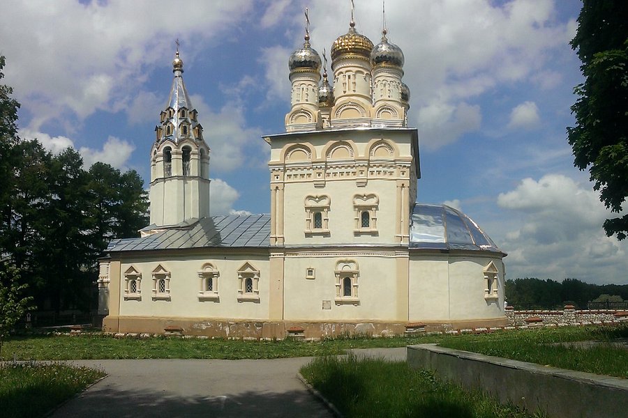 Church of The Transfiguration of Our Saviour On Yar image