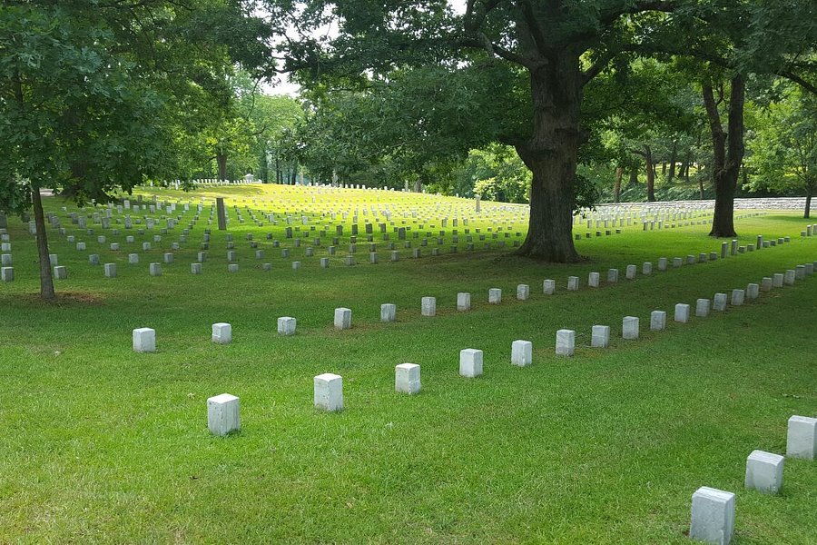 Shiloh National Cemetery image