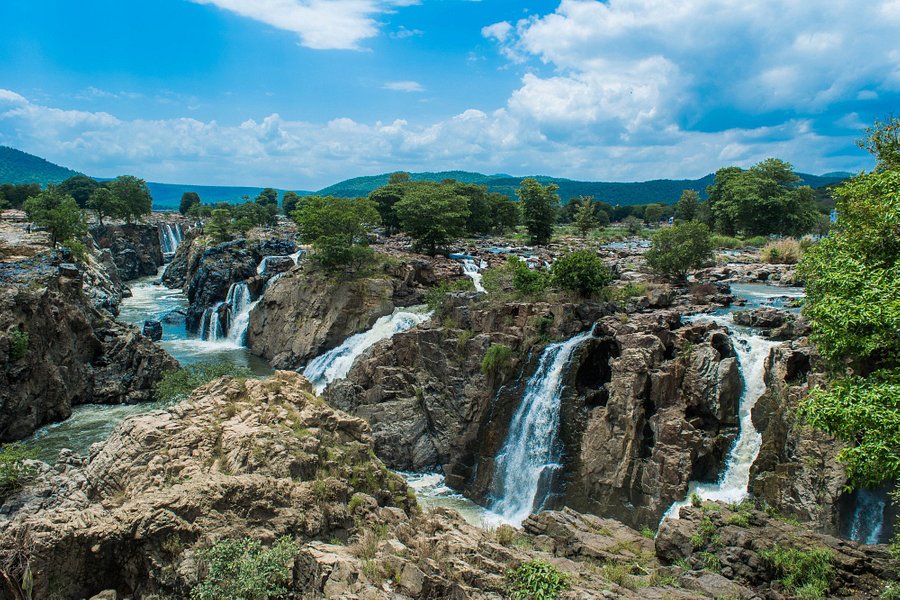 Hogenakkal Falls image