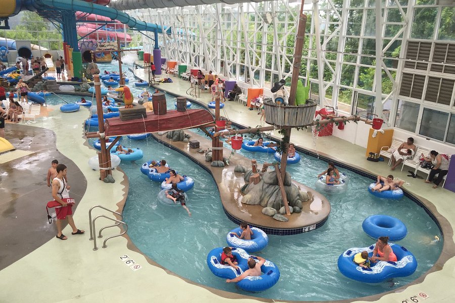 Big Splash Adventure Indoor Waterpark & Resort image