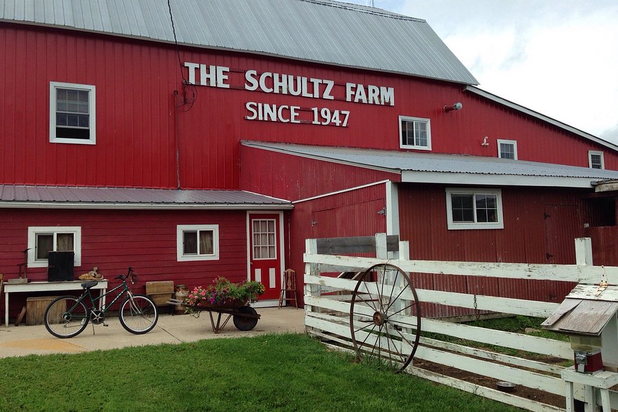 Schultz's Country Barn image