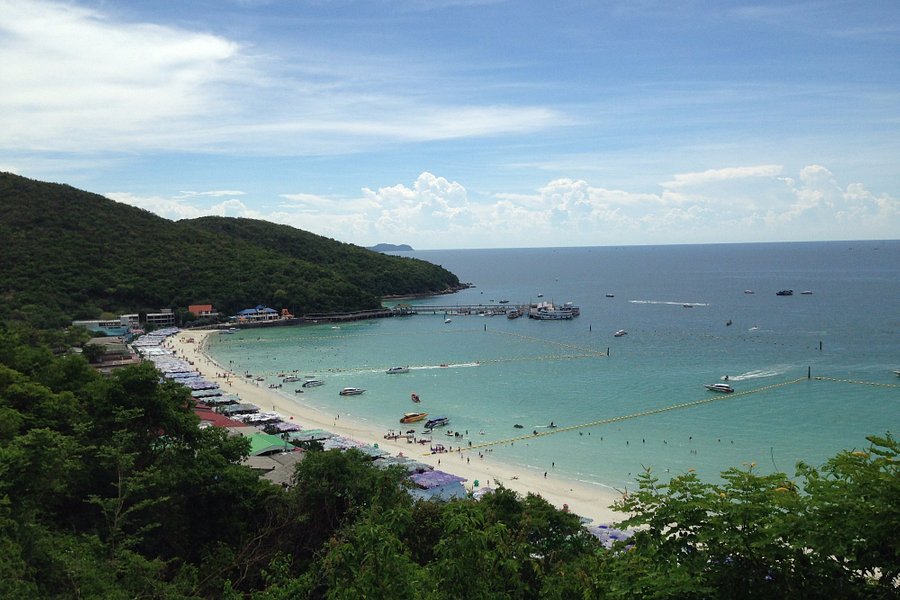 Ta Waen Beach image