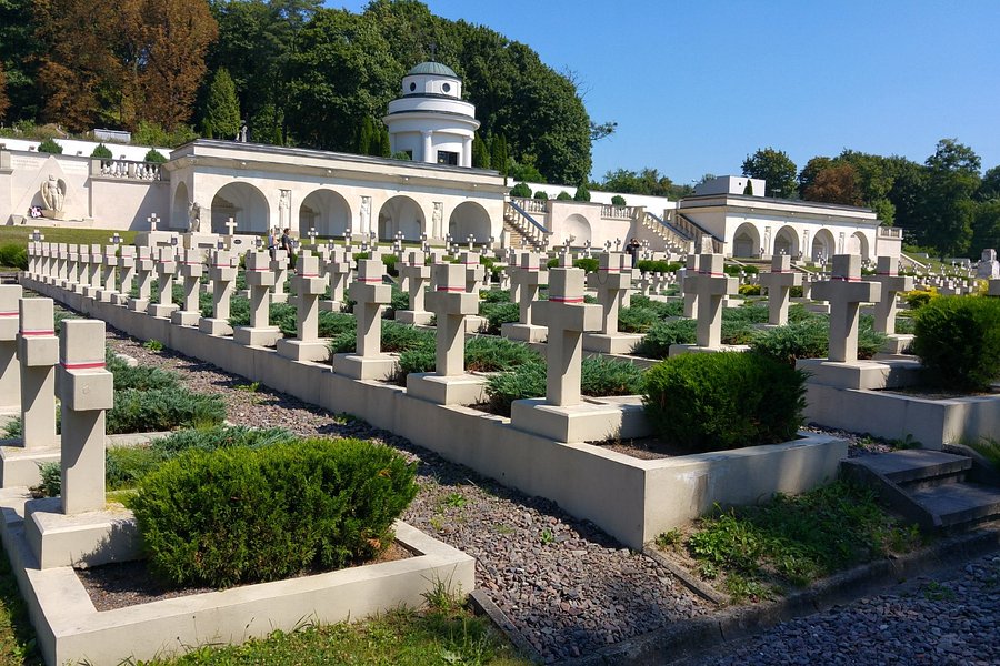 Lychakiv Cemetery image