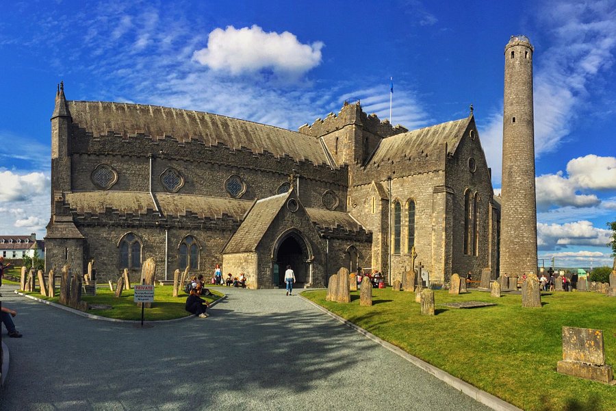 St. Canice's Cathedral & Round Tower image