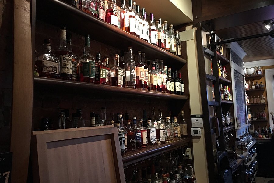 Old Kentucky Bourbon Bar image