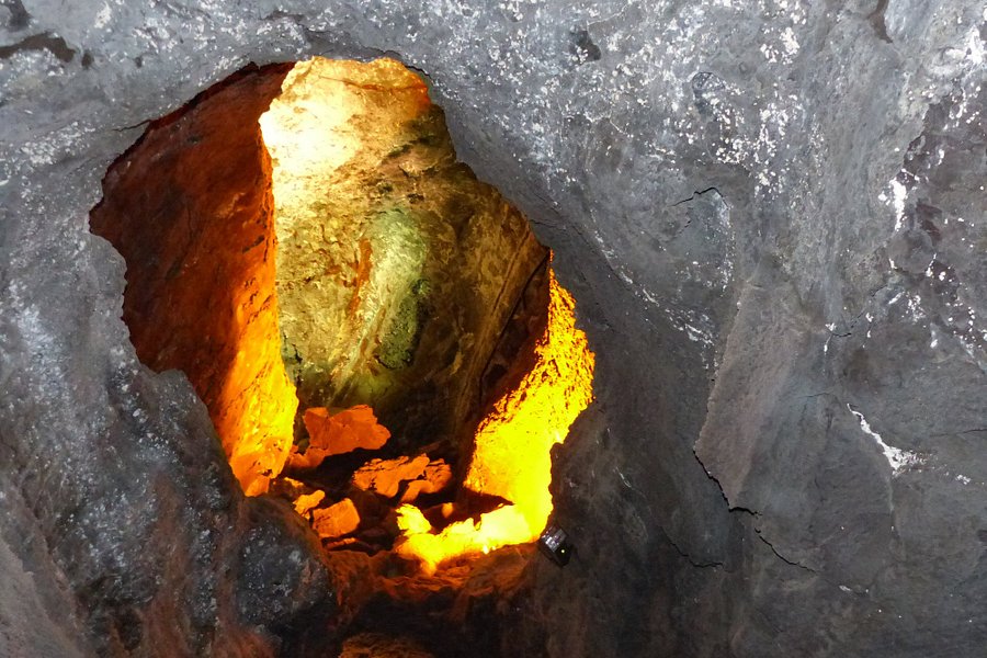 Cueva de los Verdes image