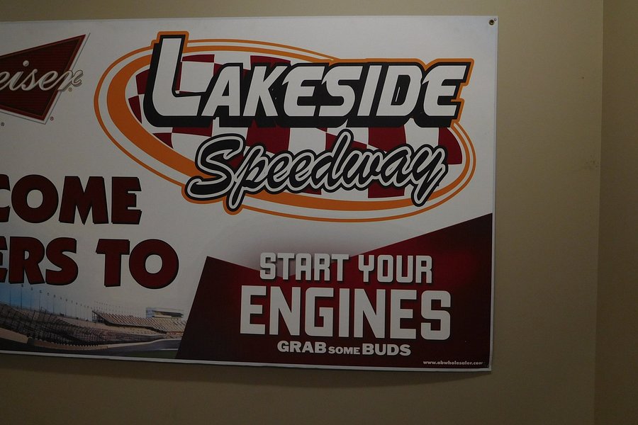 Lakeside Speedway image