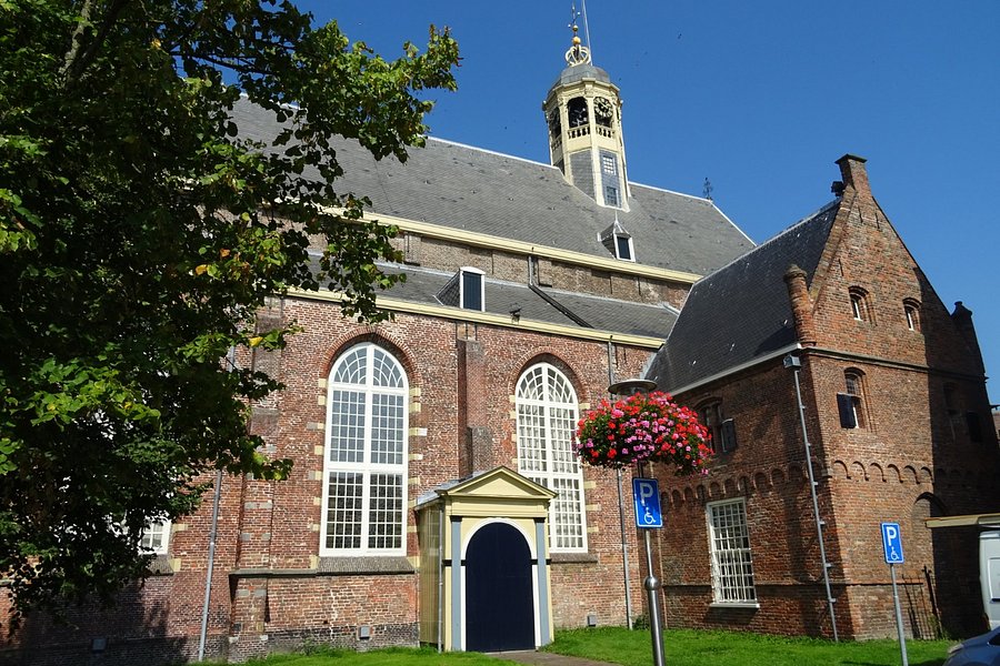 Rijksmonument Martinikerk Sneek uit 1498-1503 image