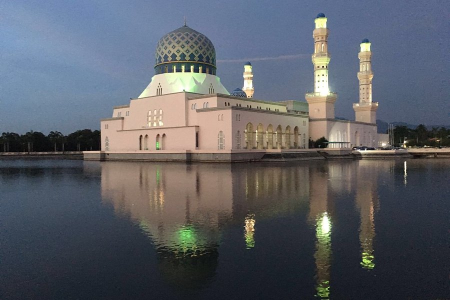Kota Kinabalu City Mosque image