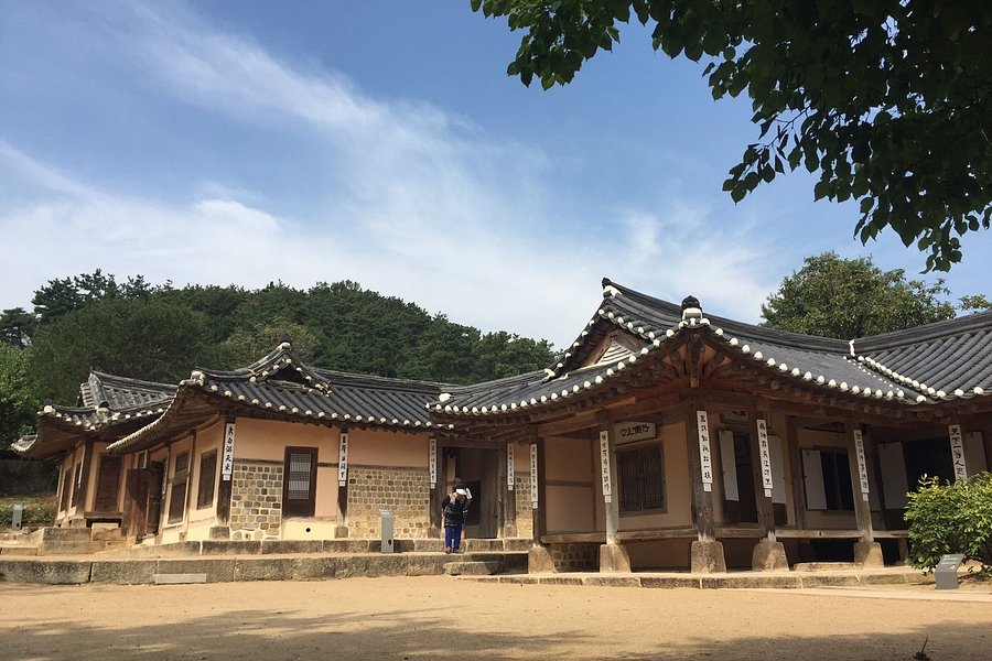 Chusa House (Kim Jeong-hui House) image