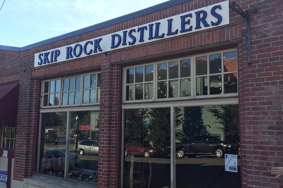Skip Rock Distillery image
