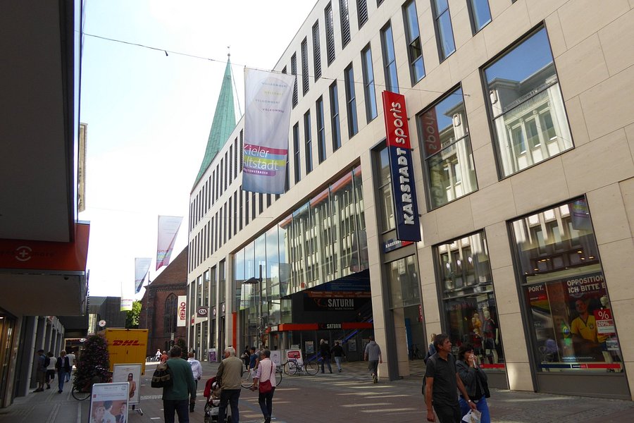 Holtenauer Straße image
