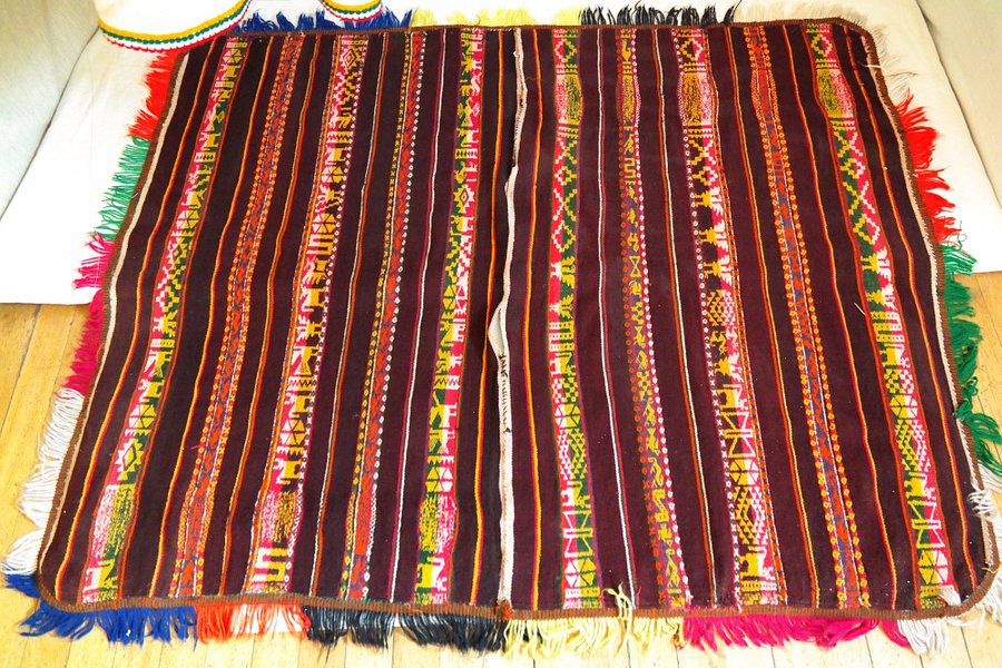 Museo de Textiles Andinos Bolivianos image