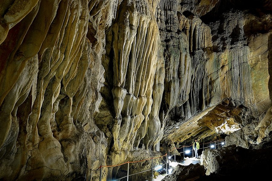 Cueva de las Güixas image