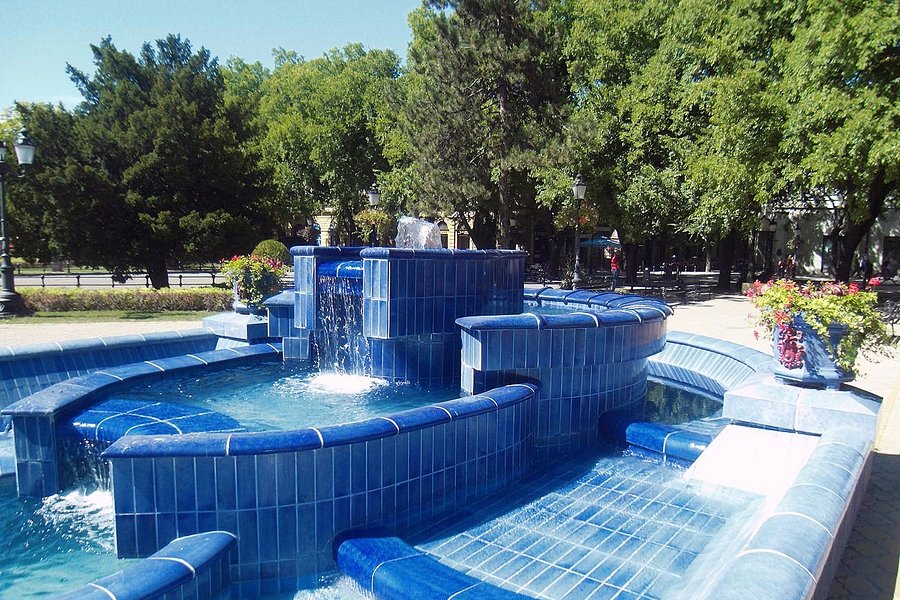 Blue Fountain image