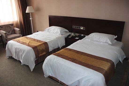 Things To Do in Tumenjiang Business Hotel, Restaurants in Tumenjiang Business Hotel