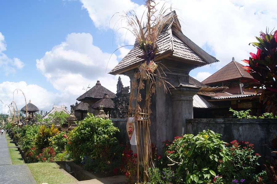 Pesaban Traditional Village image