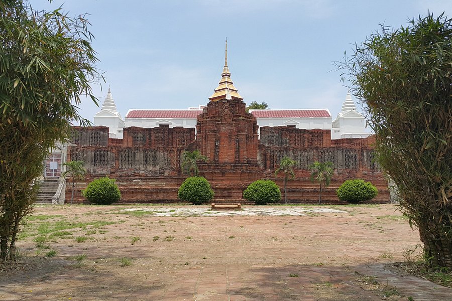 Prasat Nakhon Luang image