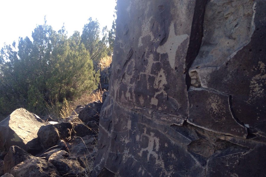 La Cieneguilla Petroglyph Site image