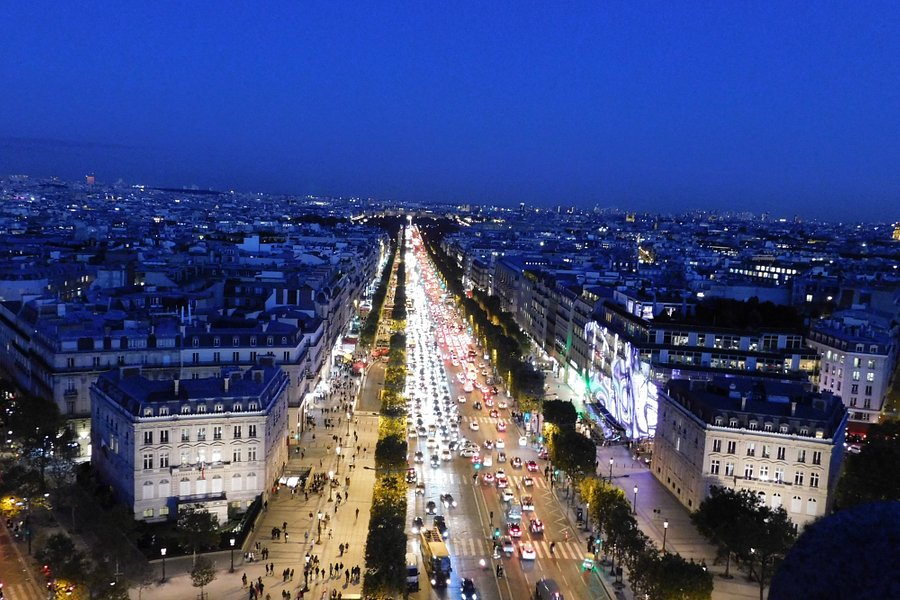 Champs-Elysees image