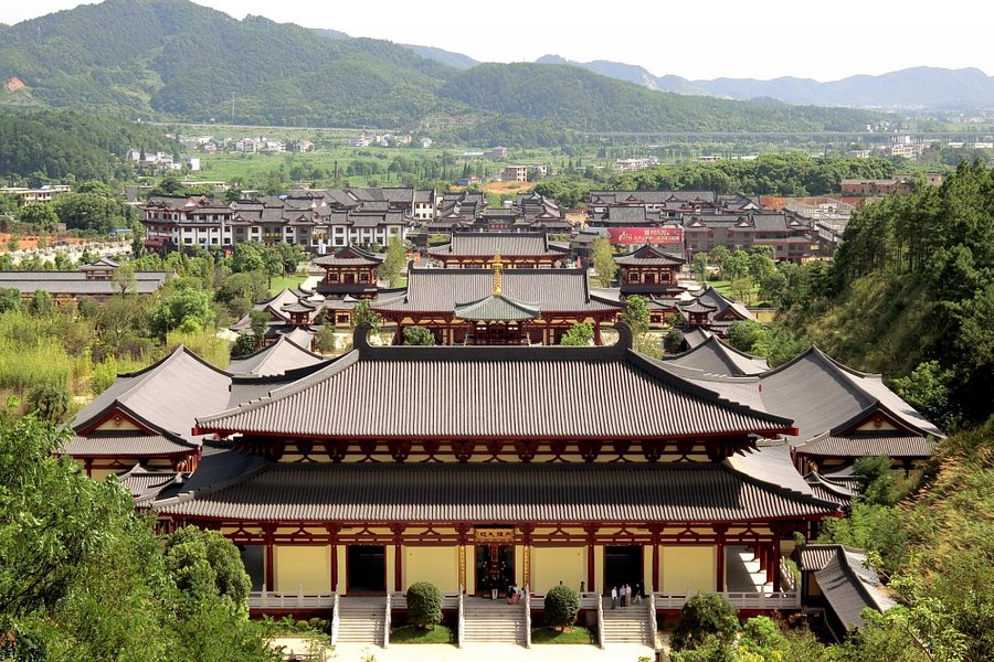 Donglin Monastery image