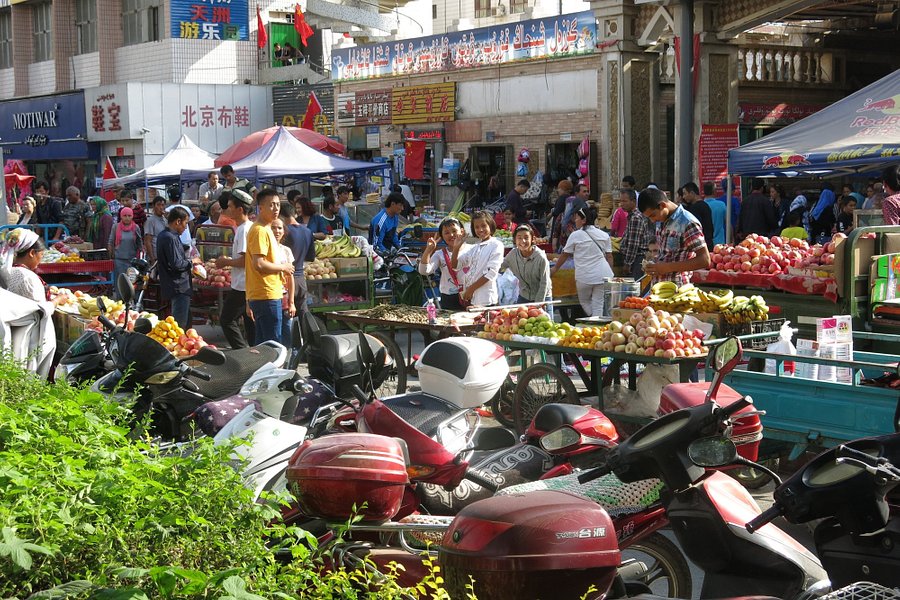 Turpan Bazaar image