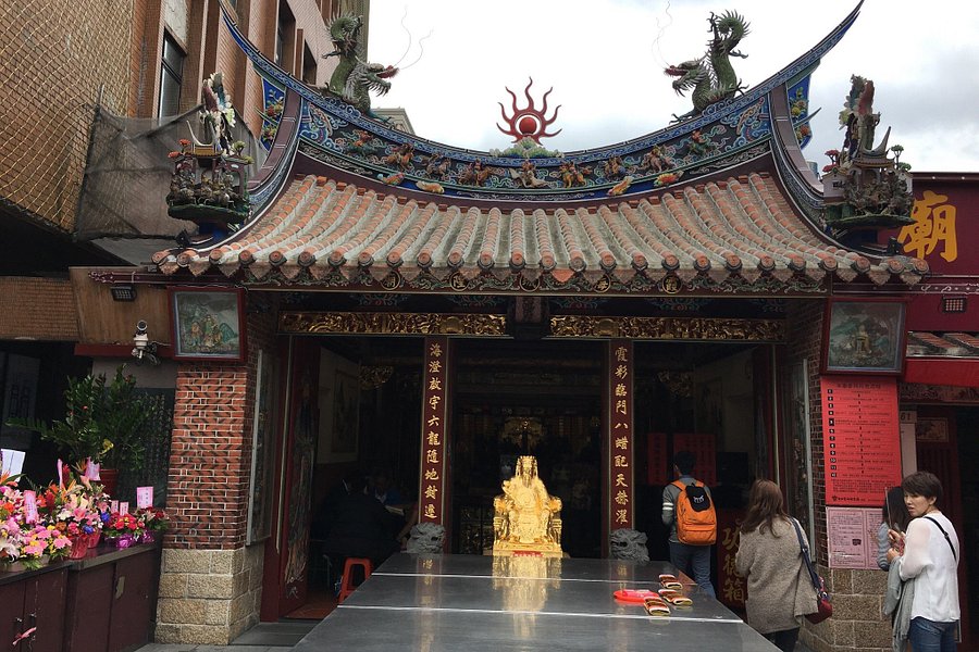 Xiahai Chenghuang Temple image