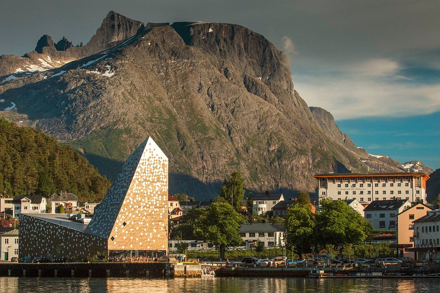 Norwegian Mountaineering Centre image