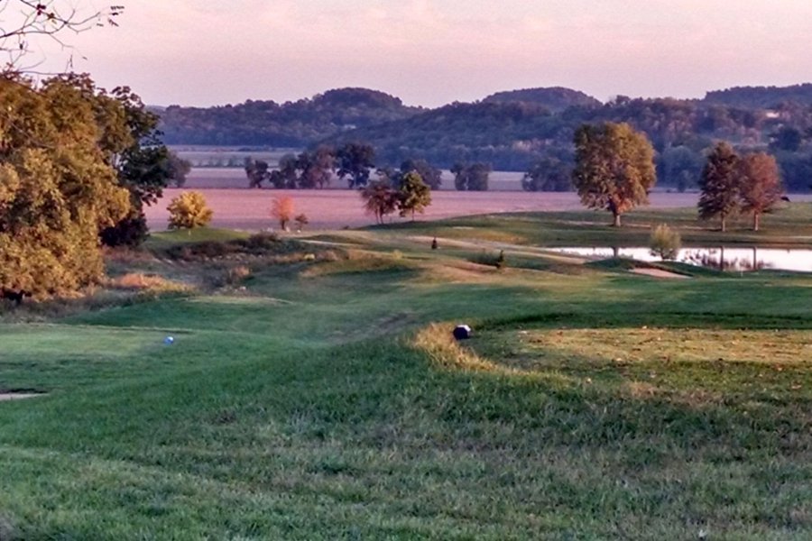 Eagle's Bluff Golf Course image