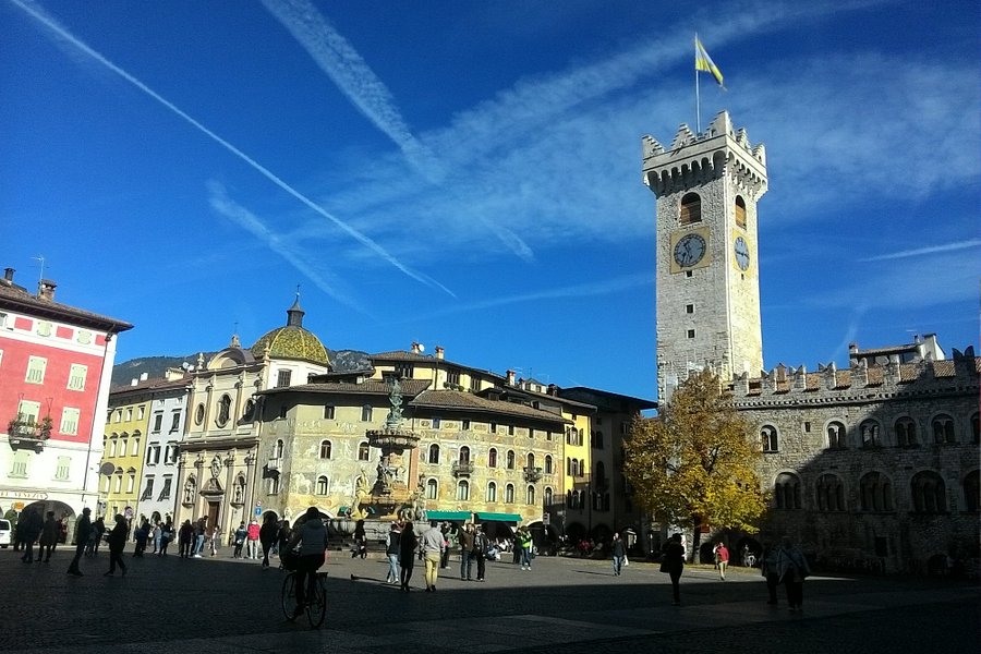 Piazza Duomo image