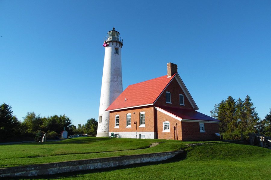 Tawas Point Lighthouse image