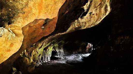 Maria Bitauni Cave image