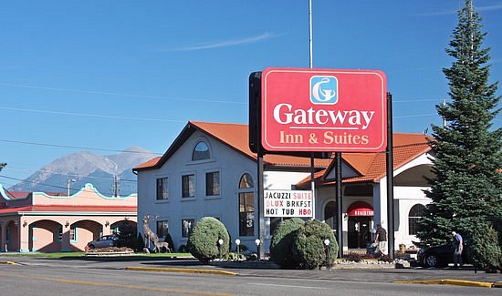 Things To Do in Gateway Inn & Suites, Restaurants in Gateway Inn & Suites