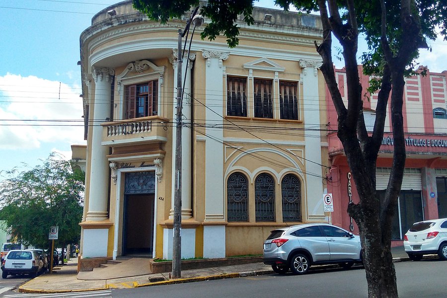 Casa da Cultura and Municipal Library image