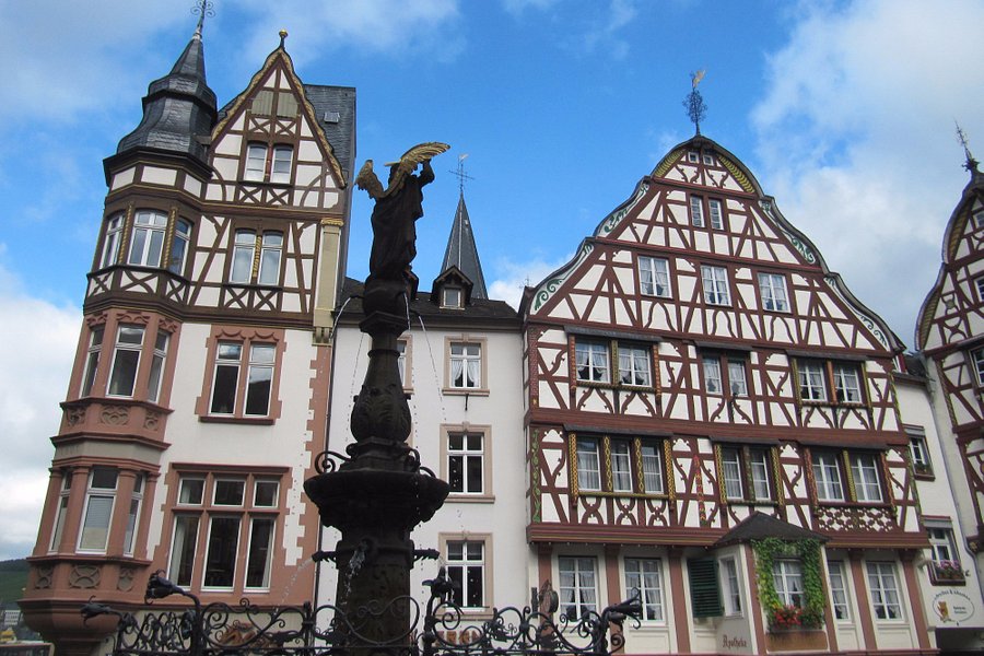 Mittelalterlicher Marktplatz image