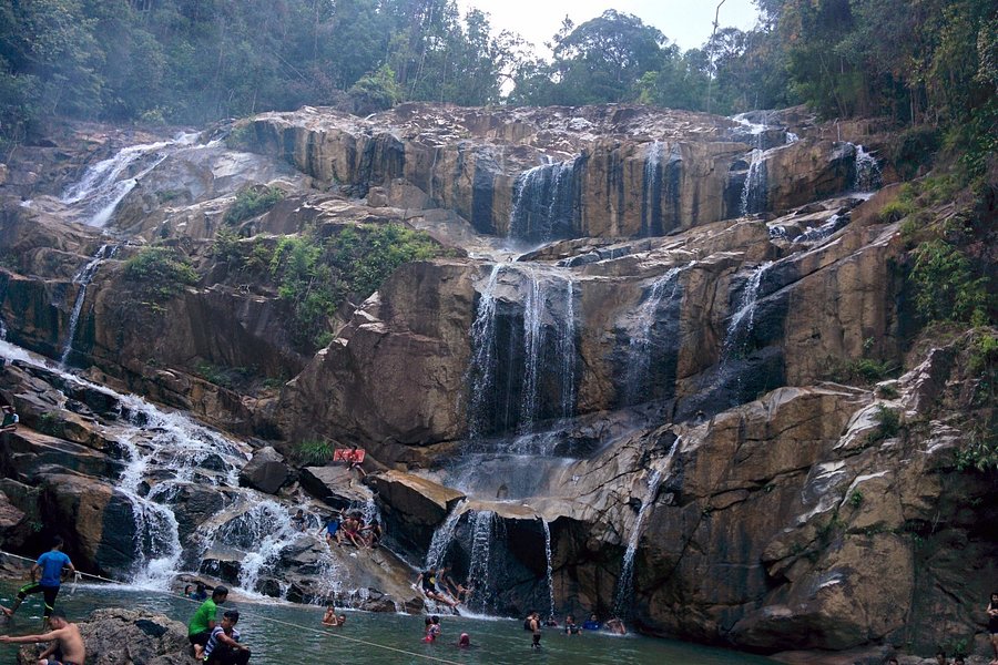 Sungai Pandan Waterfall image