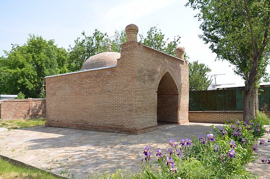 Mausoleum Dautbeka image