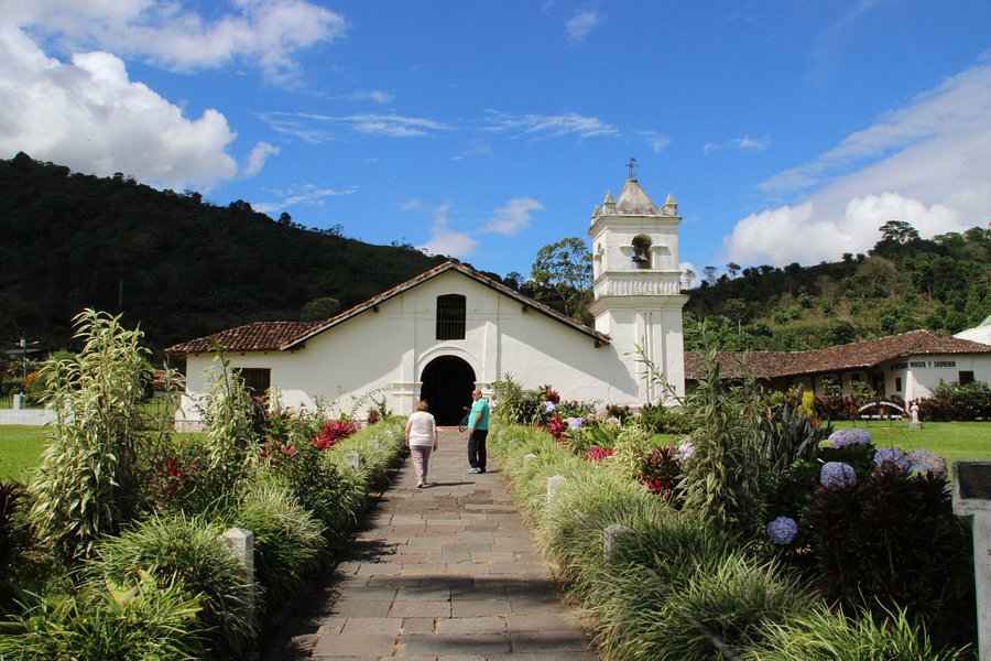 Iglesia de San Jose de Orosi and the Museum image