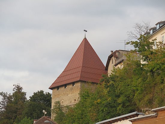 Škrlovec Tower image