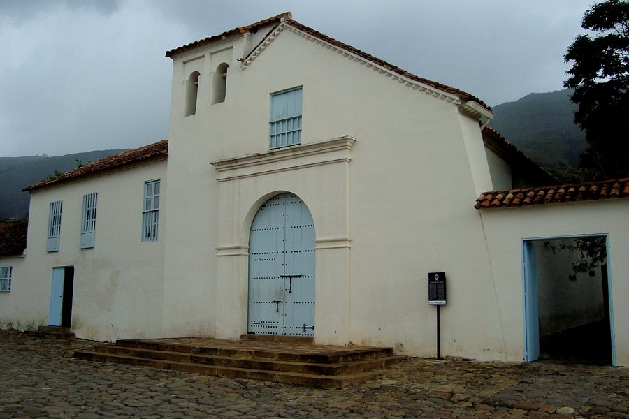 Claustro e Igreja de San Agustín - Instituto von Humboldt image