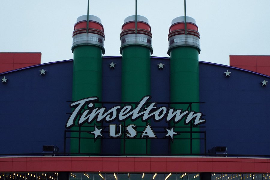 Cinemark Tinseltown USA and XD image