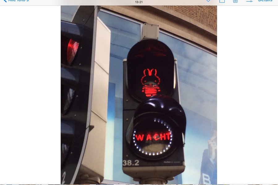 Miffy's Traffic Light image