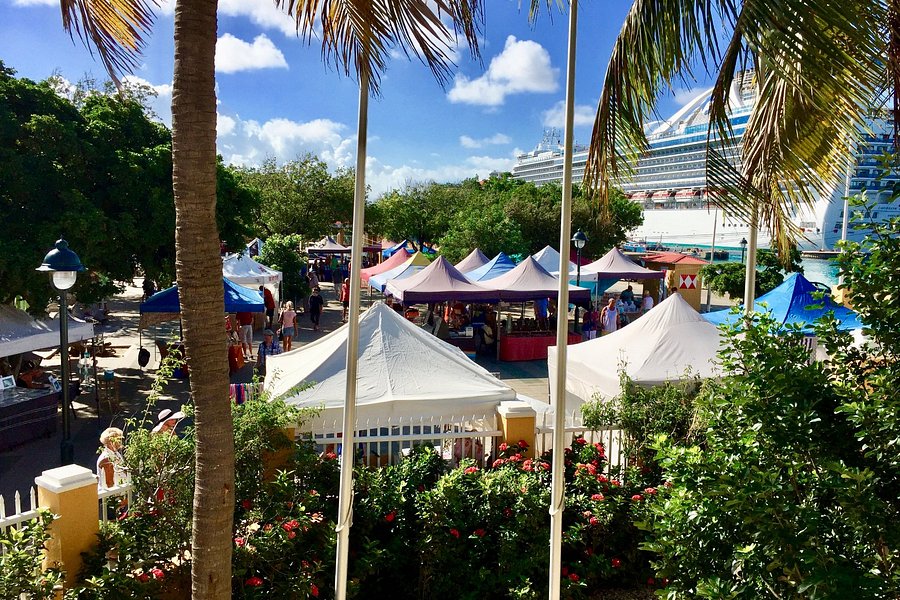 Bonaire Arts and Crafts Cruise Market image