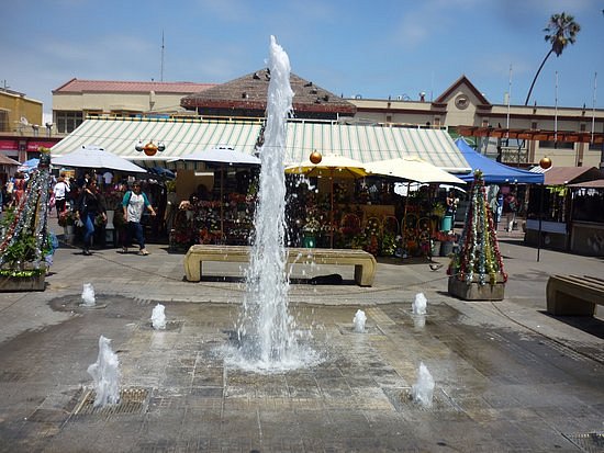 La Recova Municipal Market image