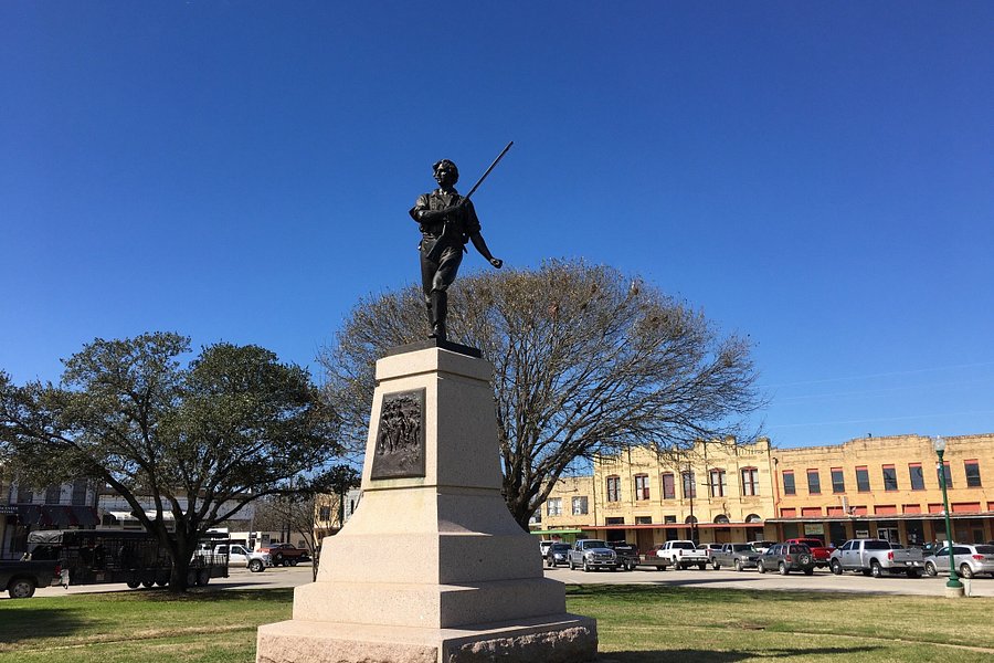 Texas Heroes Square image