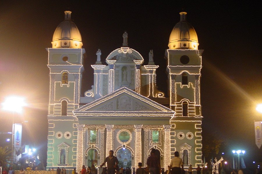 Basilica Nuestra Señora de Chiquinquira image