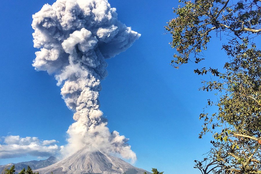 Volcano of Colima image