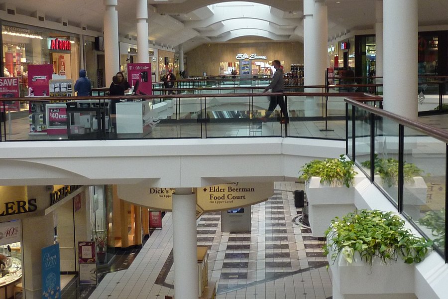 The Mall at Fairfield Commons image
