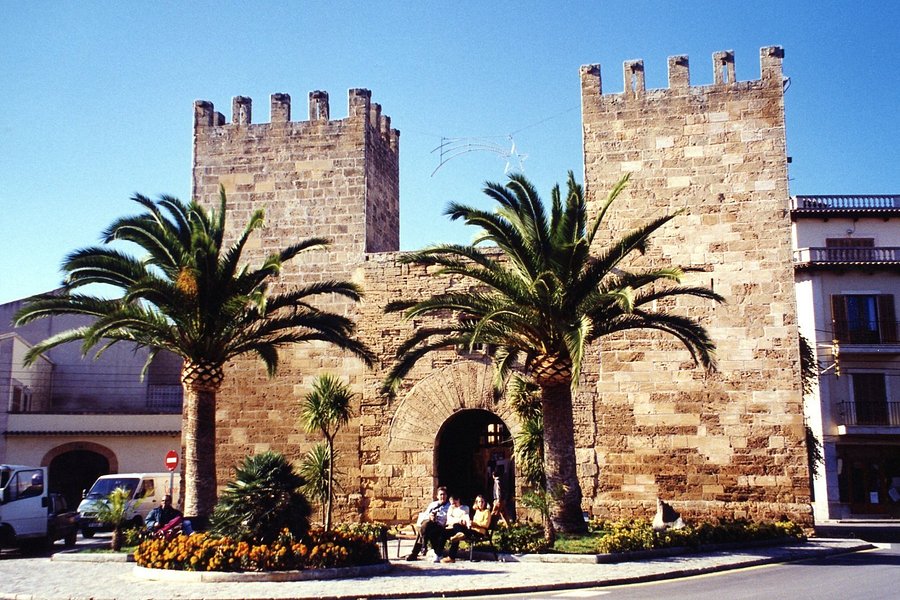 Alcudia Old Town image